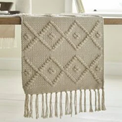 Macrame Global Textured Table Runner -Online Tableware Store 1000163533 alt03