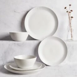 Curves 12 Piece Dinner Set