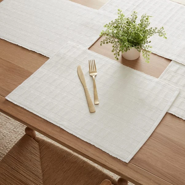White Cotton Placemat 1 White Cotton Placemat