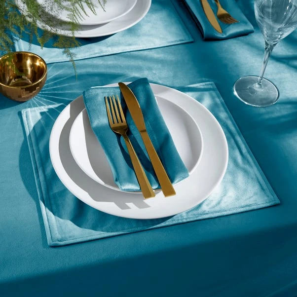 Recycled Velour Table Runner 6 Recycled Velour Table Runner - Image 6