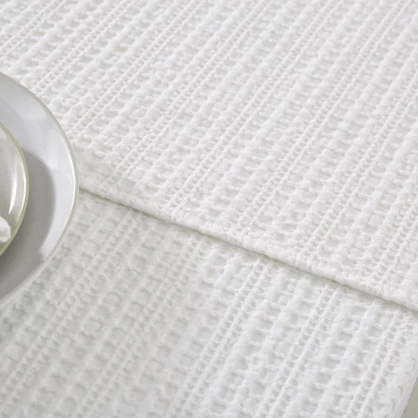 Amberley Waffle Table Runner 3 Amberley Waffle Table Runner - Image 3