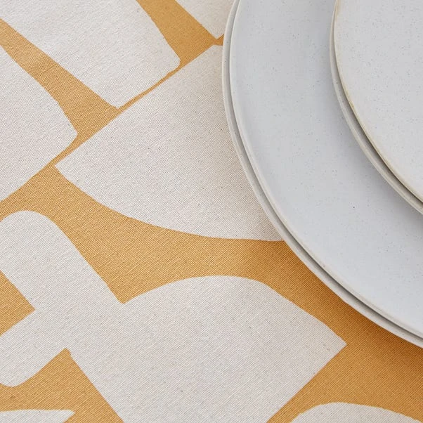 Cali Table Runner 6 Cali Table Runner - Image 6