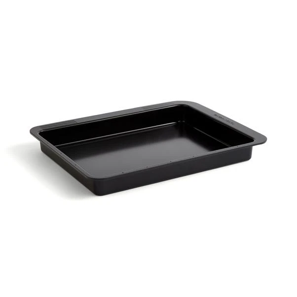 Heavy Gauge Non-stick Tray Bake, 30cm 3 Heavy Gauge Non-stick Tray Bake, 30cm - Image 3