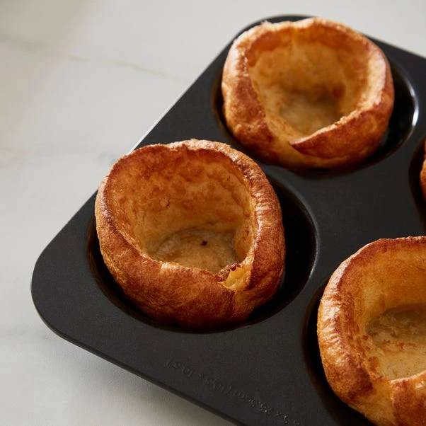 Heavy Gauge Non-stick Yorkshire Pud Tray, 4 Cup 2 Heavy Gauge Non-stick Yorkshire Pud Tray, 4 Cup - Image 2