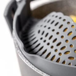 World Foods Clip On Colander -Online Tableware Store 30893505 alt08