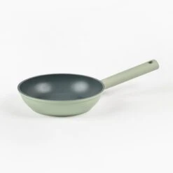 Cast Aluminium Frying Pan 20cm Green 7 Cast Aluminium Frying Pan 20cm Green -Online Tableware Store 30922787 alt02