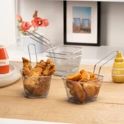 Set Of 4 Mesh Fryers