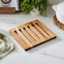 Wooden Trivet FSC Acacia