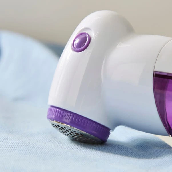 Dunelm Mini Fabric Shaver 2 Dunelm Mini Fabric Shaver - Image 2