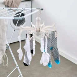 Dunelm Octopus Peg X16 Hanger