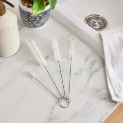 Pack Of 4 Straw Brushes